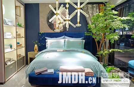 1750661723418375.jpg 文章:梦洁图片.jpg